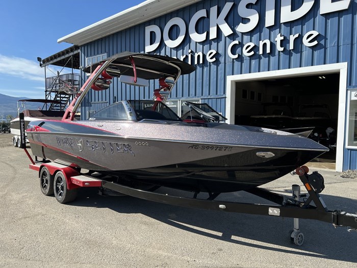 2013 Malibu 247 LSV Photo 3 of 44