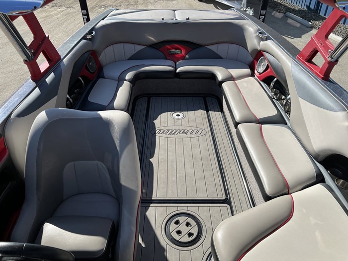 2013 Malibu 247 LSV Photo 22 of 44