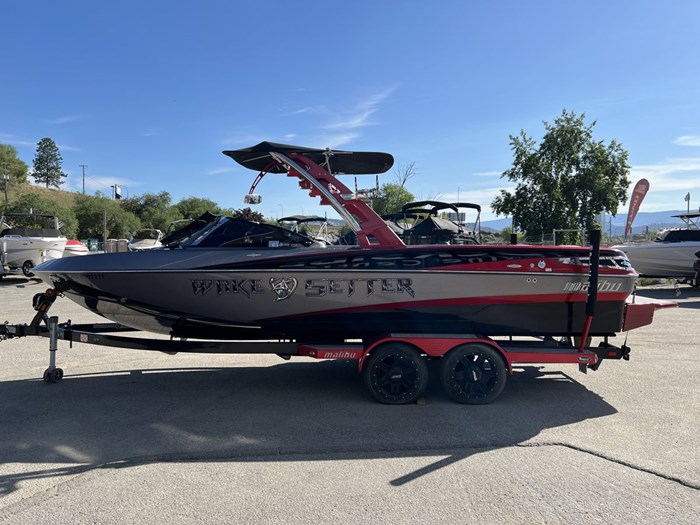 2013 Malibu 247 LSV Photo 8 of 44