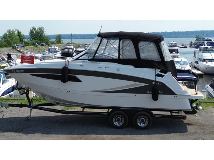 2018 Glastron Gs 259 Photo 1 of 28