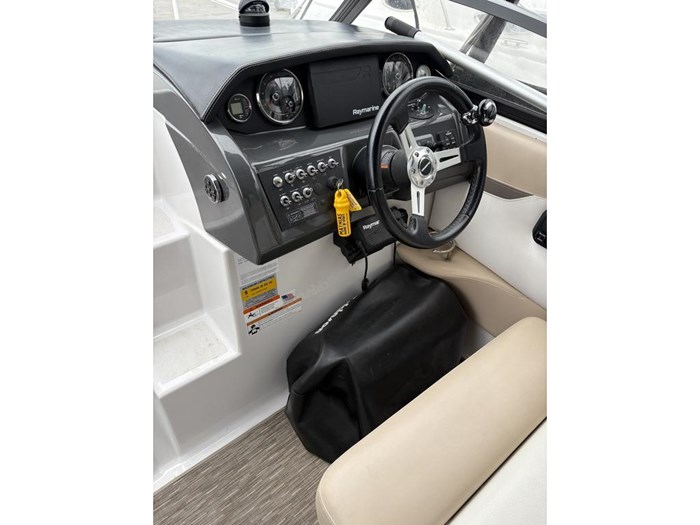 2018 Glastron Gs 259 Photo 8 of 28