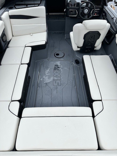 2025 Malibu A225 Photo 4 sur 5