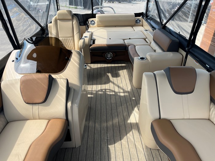 2023 Legend V-Series Dual Lounge Sport Pro Photo 9 of 25