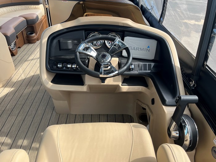 2023 Legend V-Series Dual Lounge Sport Pro Photo 11 of 25