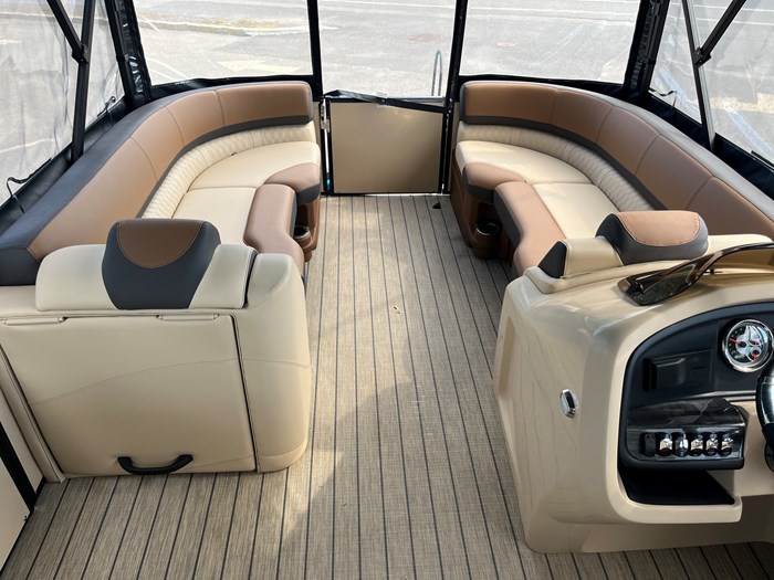 2023 Legend V-Series Dual Lounge Sport Pro Photo 12 of 25