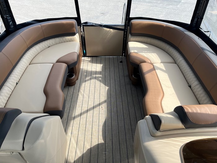 2023 Legend V-Series Dual Lounge Sport Pro Photo 14 of 25