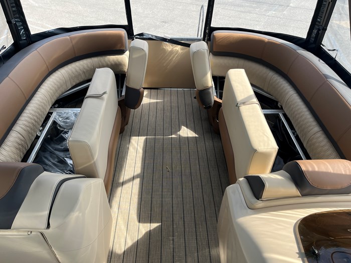 2023 Legend V-Series Dual Lounge Sport Pro Photo 15 of 25