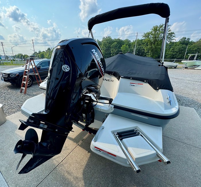 2020 Bayliner E18 Photo 5 of 5