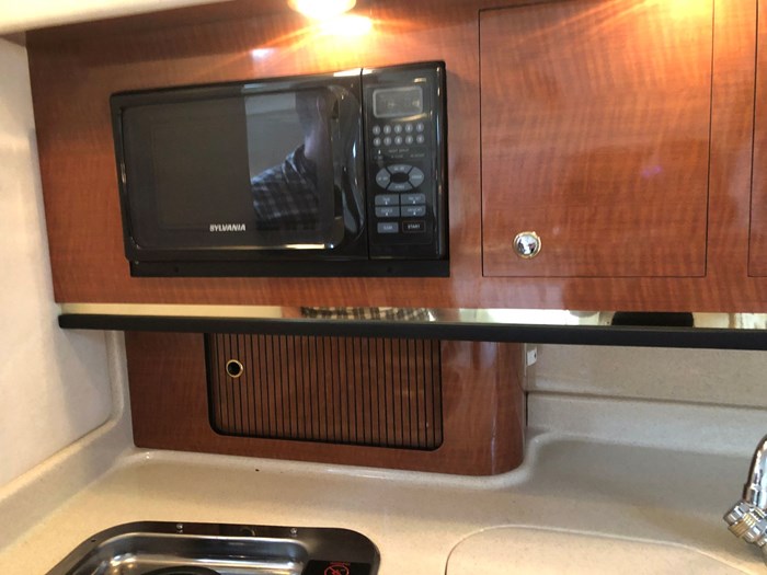2002 Sea Ray 290 Amberjack Photo 23 of 30