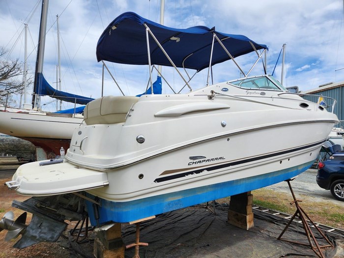 2004 Chaparral Signature 240 Photo 4 sur 12