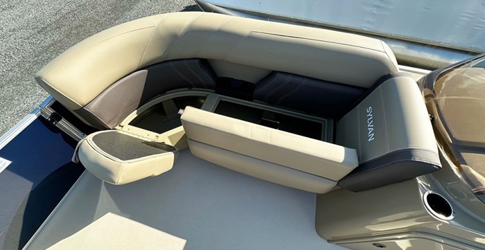 2026 SYLVAN 8520 MIRAGE CRUISE Photo 8 of 19
