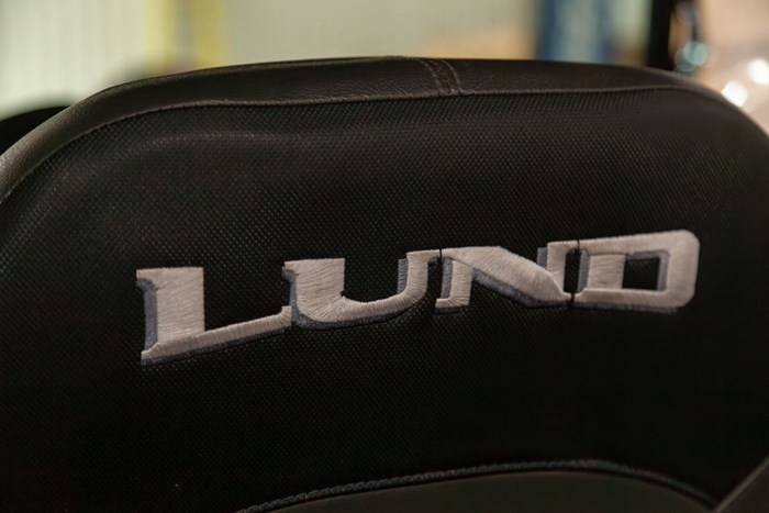 2022 Lund 2175 Pro V Limited Sport Photo 11 of 17