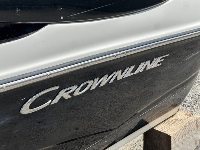 2008 Crownline Bowrider 21 SS Photo 4 of 11