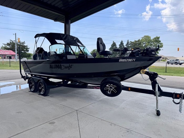 2022 Alumacraft Competitor Shadow 205 Photo 6 of 17