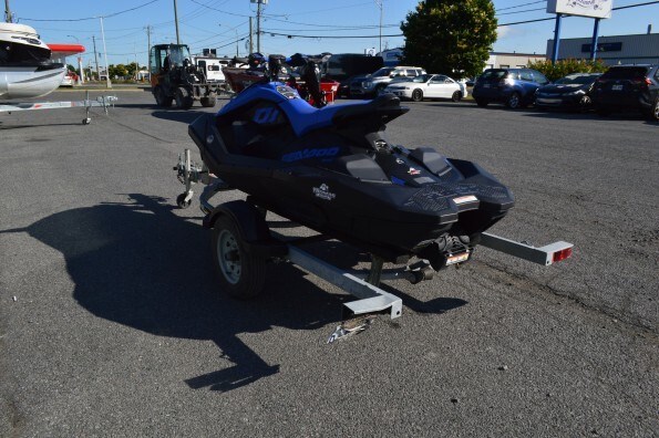 2023 Sea-Doo SPARK TRIX 3 PLACES 900ACE Photo 10 of 13