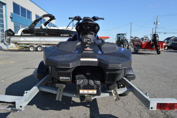2023 Sea-Doo SPARK TRIX 3 PLACES 900ACE Photo 11 of 13