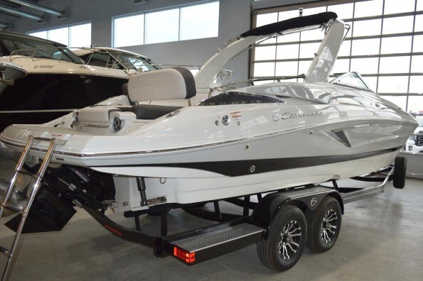 2024 Crownline E285 8.2L DTS ECT BR3 380HP Photo 14 of 18