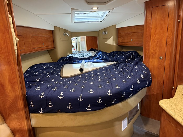 2012 Rinker 310 Express Cruiser Photo 18 of 31