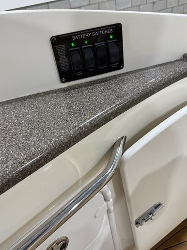 2012 Rinker 310 Express Cruiser Photo 27 of 31