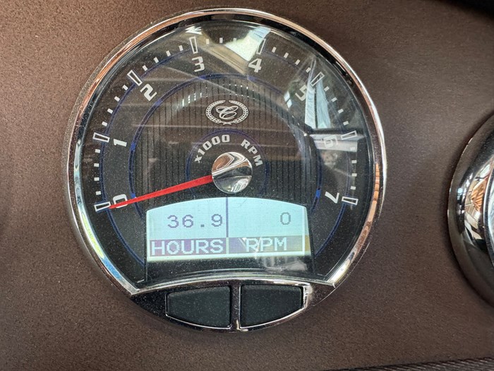 2019 COBALT 200S Photo 5 of 5