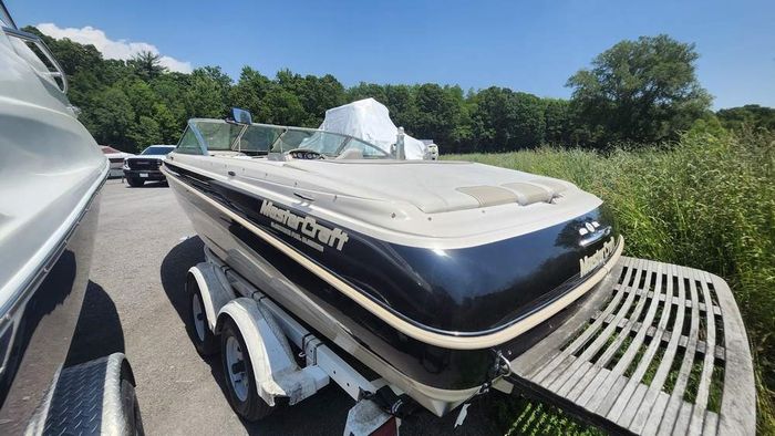 1999 Mastercraft 210 VRS Maristar Photo 5 of 22