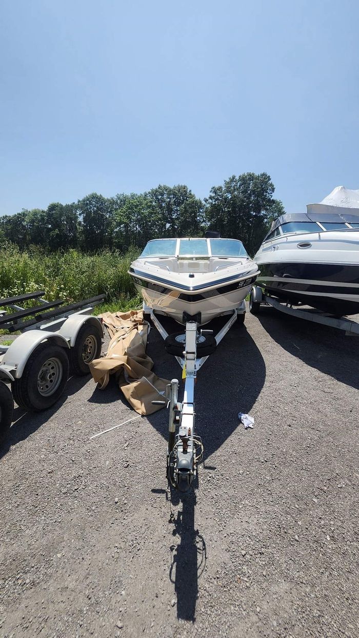 1999 Mastercraft 210 VRS Maristar Photo 6 of 22