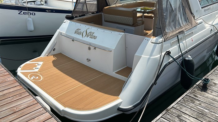 1996 Chaparral Signature 31 Photo 4 of 10