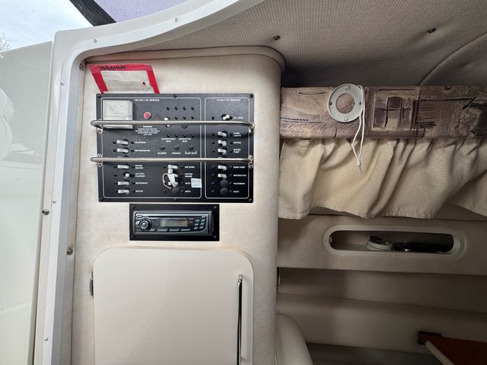 1999 Monterey 296 Photo 17 of 22