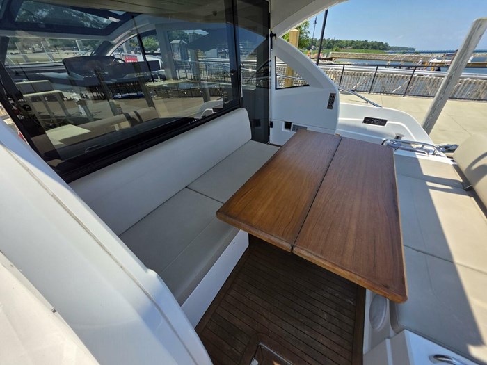 2019 Sunseeker Predator 50 Photo 16 sur 82