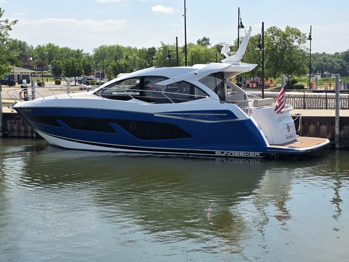 2019 Sunseeker Predator 50 Photo 2 sur 82