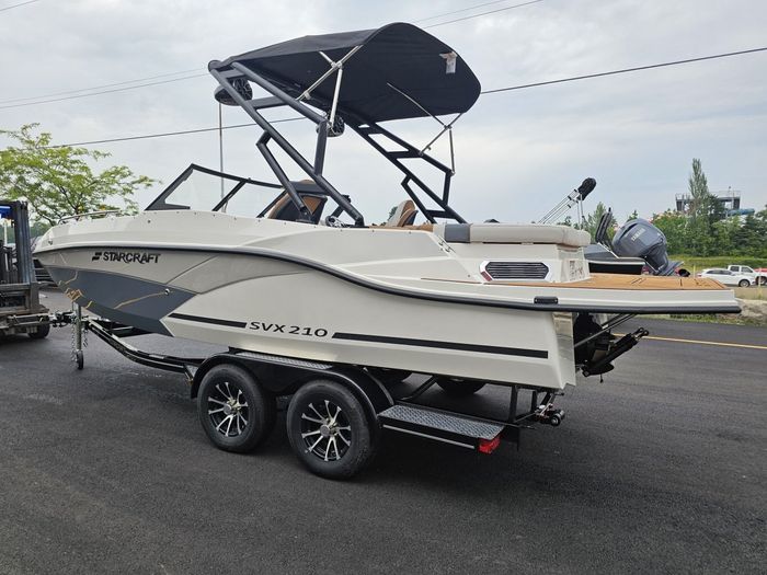 2025 Starcraft SVX 210 IO W/ 4.5L MERCRUISER 250 HP Photo 5 of 23