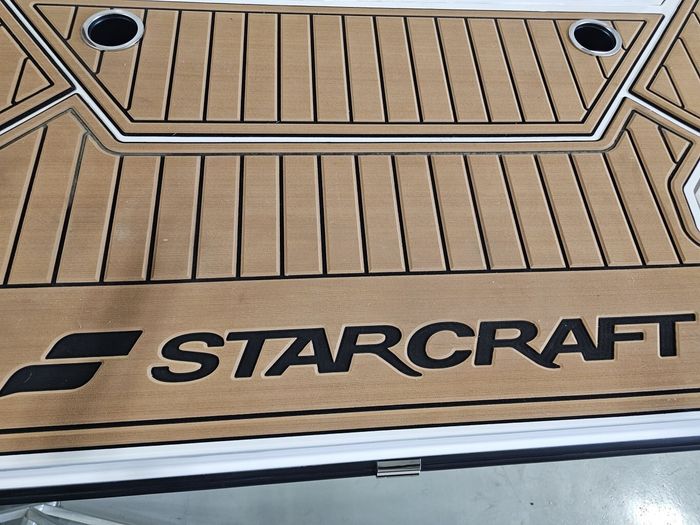 2025 Starcraft SVX 210 IO W/ 4.5L MERCRUISER 250 HP Photo 9 of 23