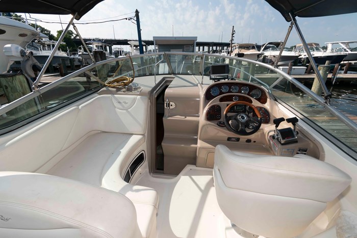 2005 Sea Ray 280 Sundancer Photo 7 sur 20
