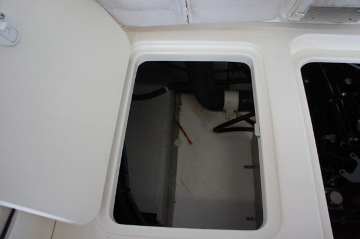 2014 Bayliner 185 BR I/O 3.0L TKS Photo 2 of 21
