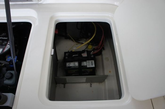 2014 Bayliner 185 BR I/O 3.0L TKS Photo 3 of 21