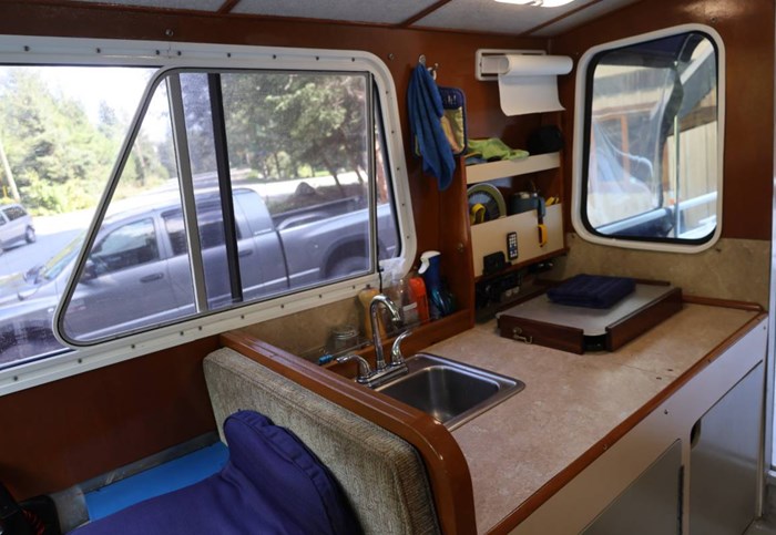 2009 Custom Weld Sportfisher Cabin Cruiser 23 Photo 6 sur 9