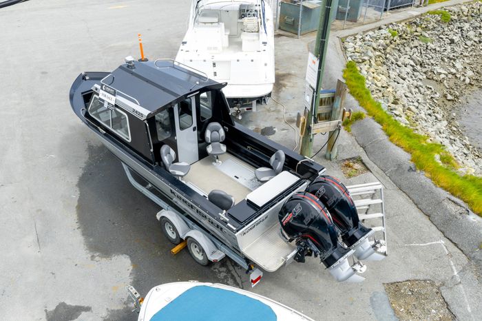 2019 KingFisher 2425 Escape HT Photo 4 of 41