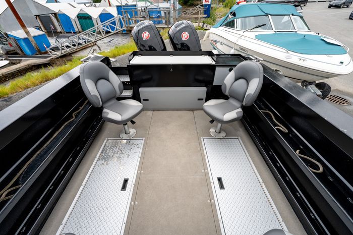 2019 KingFisher 2425 Escape HT Photo 20 of 41