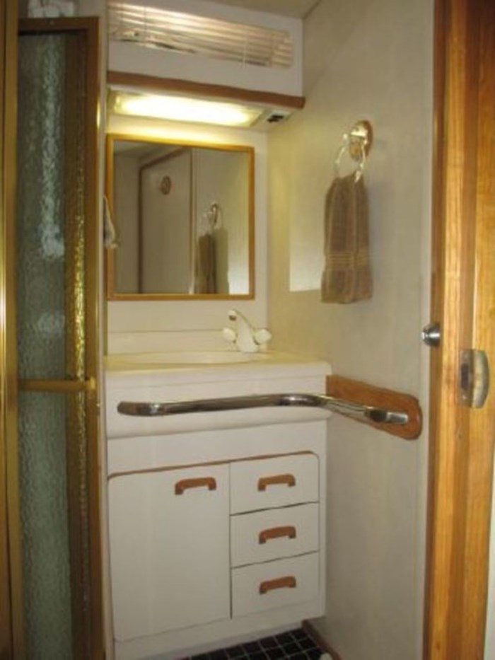 1994 Sea Ray 50 SUNDANCER Photo 11 sur 19