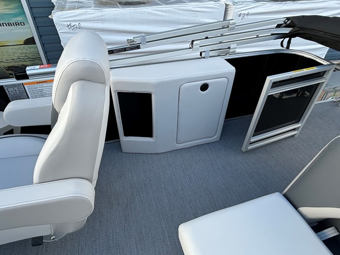 2025 Godfrey Pontoons 2086CSE Photo 5 of 10