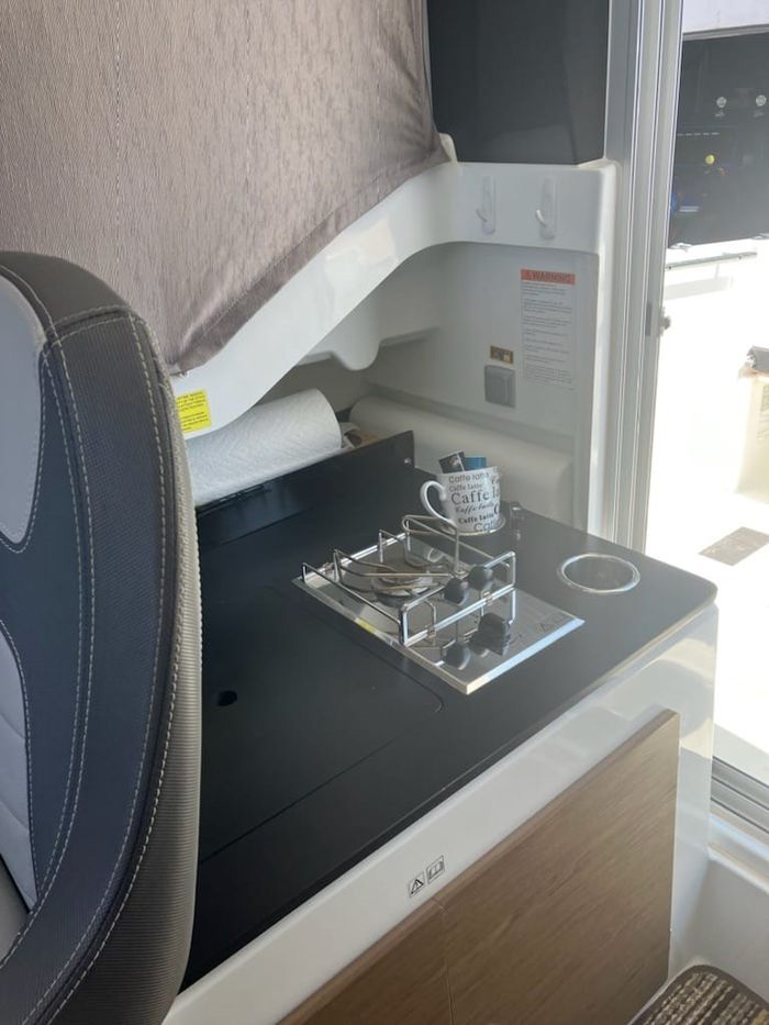 2018 Jeanneau NC 795 S2 Photo 23 of 26