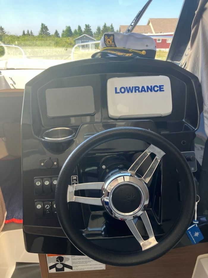 2018 Jeanneau NC 795 S2 Photo 15 of 26