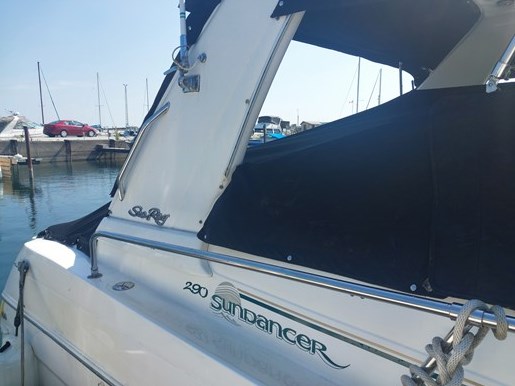 1999 Sea Ray 290 Sundancer Photo 2 of 6