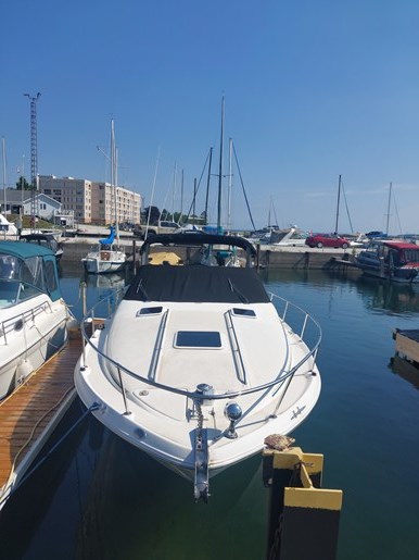 1999 Sea Ray 290 Sundancer Photo 1 of 6