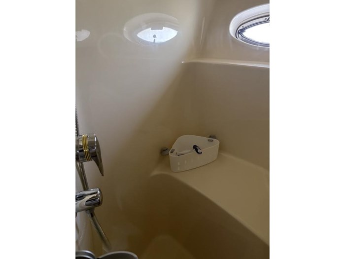 2005 Sea Ray Sundancer 50 Photo 21 of 29