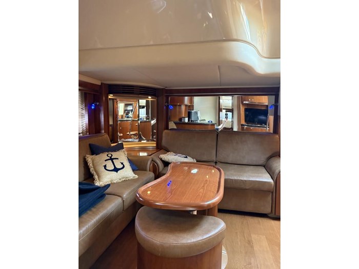 2005 Sea Ray Sundancer 50 Photo 16 of 29