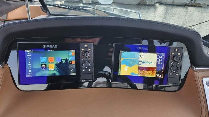 2022 Chaparral 307 SSX Photo 17 of 39