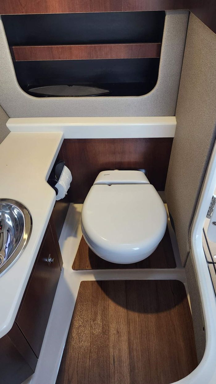 2022 Chaparral 307 SSX Photo 37 of 39