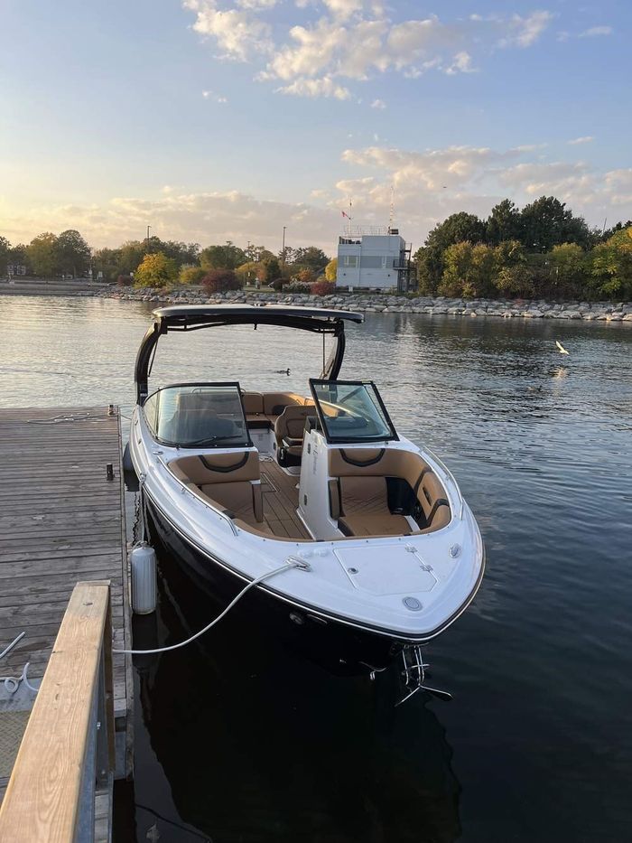 2022 Chaparral 307 SSX Photo 5 of 39