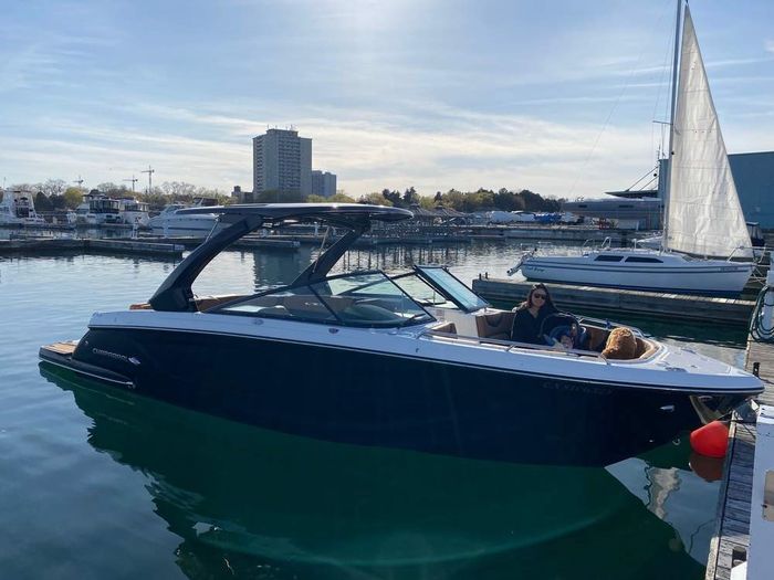 2022 Chaparral 307 SSX Photo 4 of 39